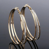 Aretes dorados retro
