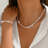 Conjunto de joyas de cristal con diseño en espiga