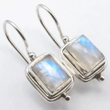 Beatriz - Pendientes vintage con piedra lunar cuadrada
