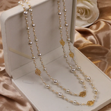 Collar de oro elegante con perlas
