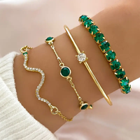 Conjunto vintage de pulseras con zirconia verde