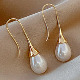 Pendientes clásicos con perlas Helena